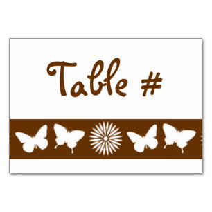 Cartes de table de marguerites et papillons au cho