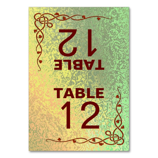 Cartes de table pliées vert-jaune des nuances d'au (Par défaut)