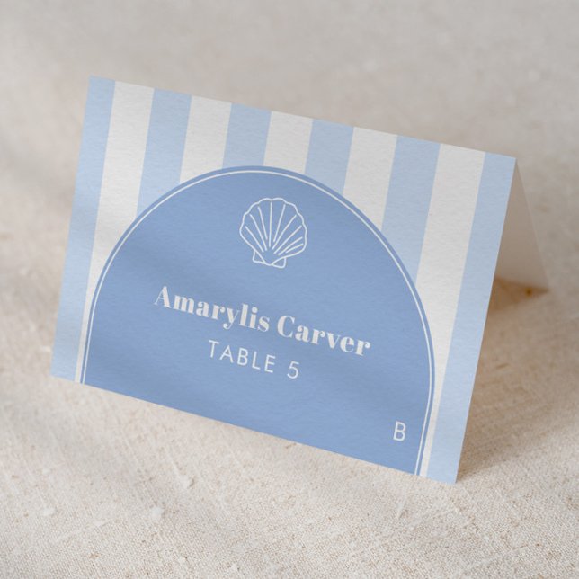 Cartes d'identification individuelles de mariage c (Coastal inspired blue and white individual place card design)