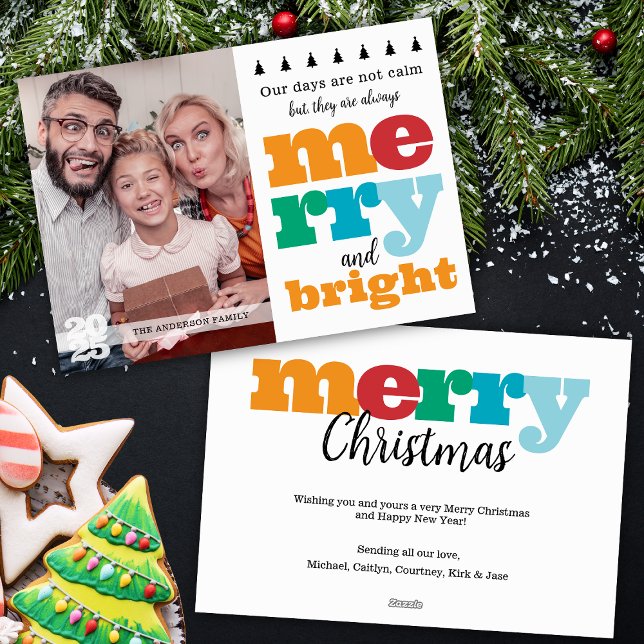 Cartes Pour Fêtes Annuelles Amusant moderne Joyeux et coloré (Funny modern bright colorful merry and bright holiday card with single photo and bold typography)
