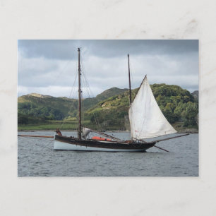 Cartes Pour Fêtes Annuelles Bateau à voile dans le loch Crinan, Écosse