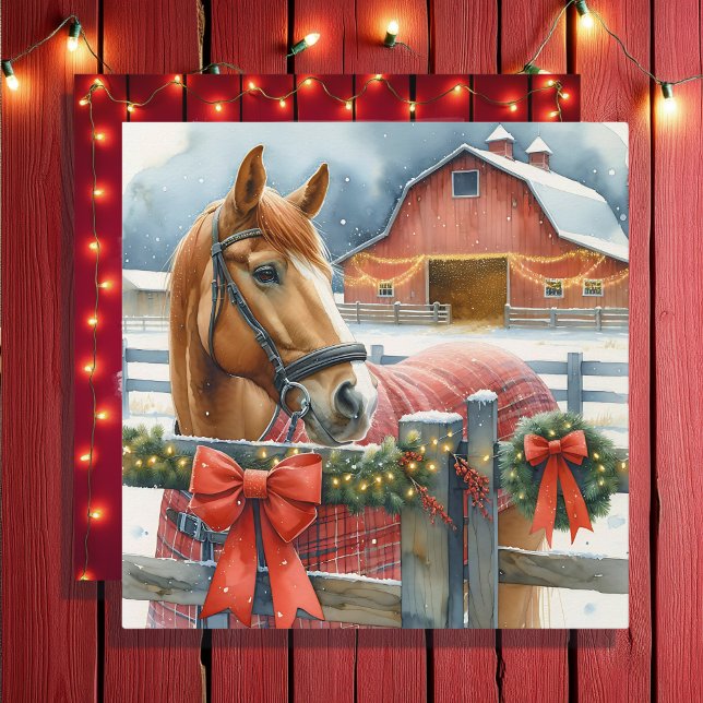 Cartes Pour Fêtes Annuelles Beau cheval brun à une grange festive de Noël (Créateur téléchargé)