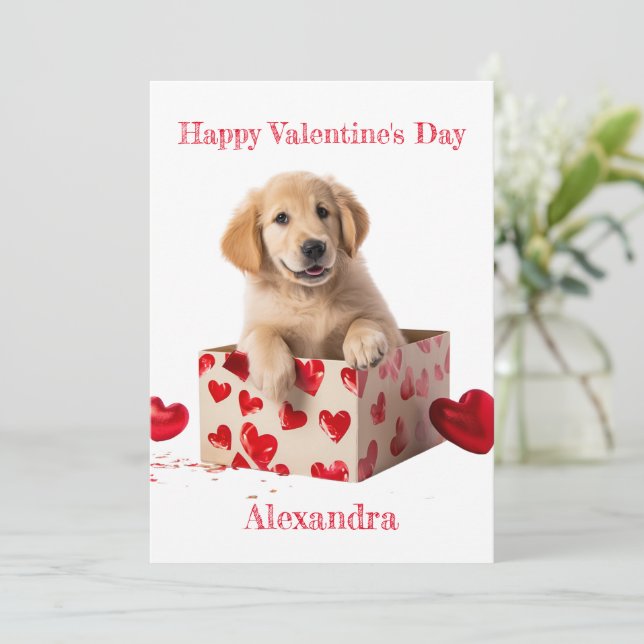 Cartes Pour Fêtes Annuelles Boîte de Coeurs Golden Retriever personnalisée Val (Debout devant)