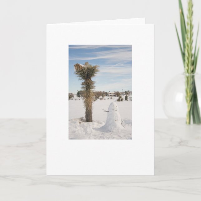 Cartes Pour Fêtes Annuelles Bonhomme de neige dans le haut désert (Devant)