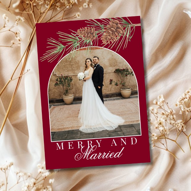 Cartes Pour Fêtes Annuelles Burgundy Pine Merry & Married Photo Christmas (Créateur téléchargé)