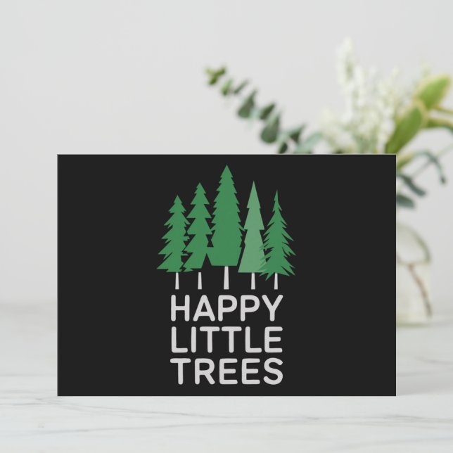 Cartes Pour Fêtes Annuelles Cadeaux de camping de petits arbres heureux drôles (Debout devant)