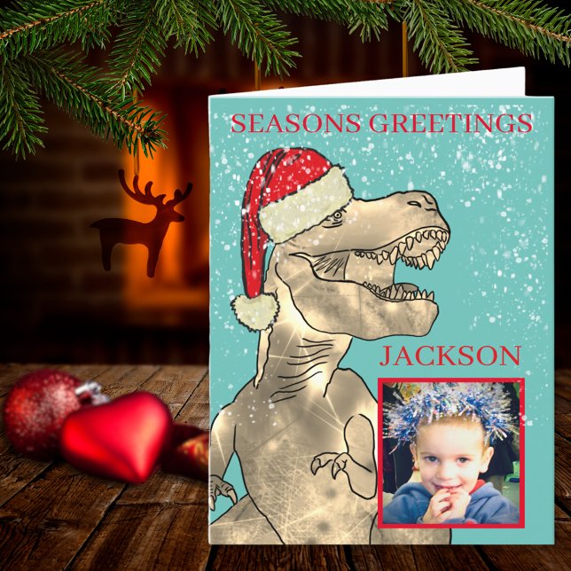 Cartes Pour Fêtes Annuelles Christmas Dinosaur T-Rex ajouter photo (Christmas dinosaur T-Rex wearing a Santa hat seasons greetings photo template holiday folded card)