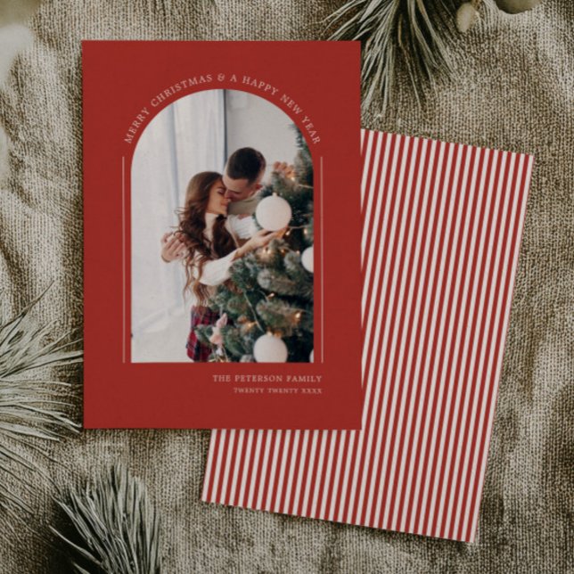 Cartes Pour Fêtes Annuelles Classy Red Modern Family Christmas Photo (Créateur téléchargé)