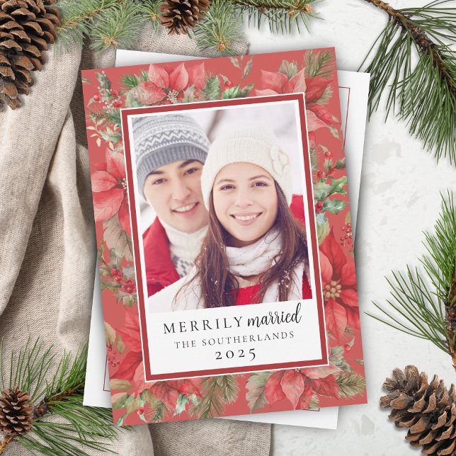 Cartes Pour Fêtes Annuelles Festif Noël Floral Merrily marié Nouveau marié (Romantic red poinsettia floral newlyweds merrily married christmas card with photo and personal note)