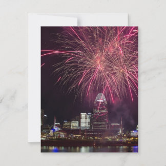 Cartes Pour Fêtes Annuelles Feux d'artifice sur Cincinnati