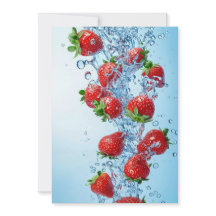 Fraises fraîches et eau