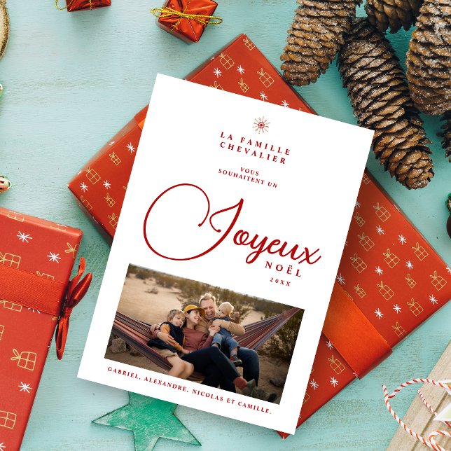 Cartes Pour Fêtes Annuelles French Modern Joyeux Noël Snowflake Photo Holiday  (French Modern Joyeux Noël Snowflake Photo in Red and faux Gold Holiday Card with Envelope. )