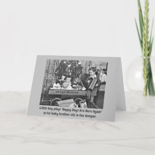 Cartes Pour Fêtes Annuelles Funny Boy joue Accordian comme frère dans Dumper