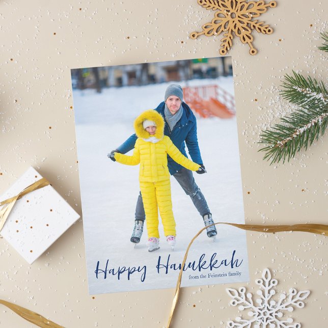 Cartes Pour Fêtes Annuelles Happy Hanoukka Photo tendance Bleu vertical Script (Créateur téléchargé)