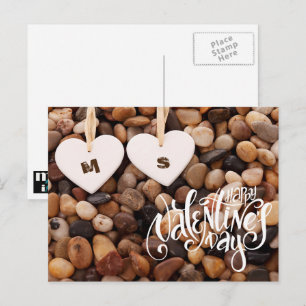 Cartes Pour Fêtes Annuelles Heureuse Sainte-Valentin. Deux coeurs sur la plage