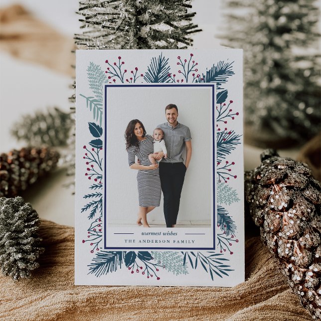 Cartes Pour Fêtes Annuelles Holly et Pine| Les souhaits les plus chaleureux (Créateur téléchargé)