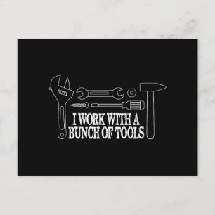 Cartes Pour Fêtes Annuelles Je travaille avec un tas d'outils - Funny Construc