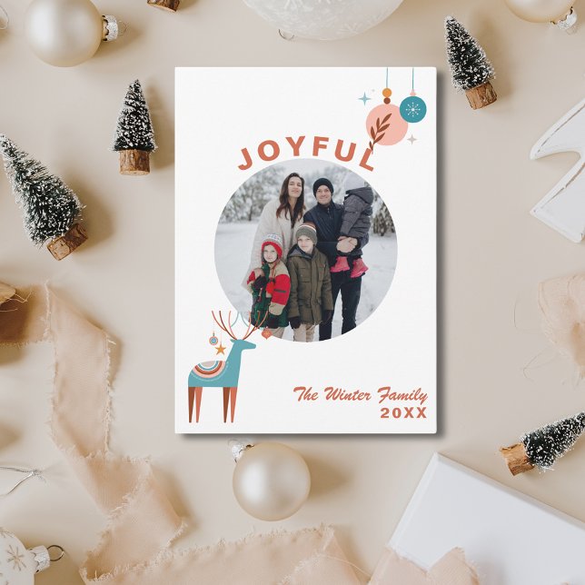 Cartes Pour Fêtes Annuelles Joyeuse photo moderne de rennes de fête (Joyful Modern Festive Reindeer Photo Holiday Card
)