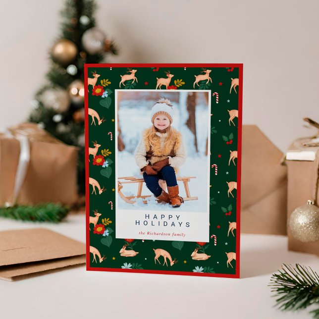 Cartes Pour Fêtes Annuelles Joyeuses Vacances Rennes Vertes Motif Floral Photo (Happy Holidays Green Reindeer Floral Pattern Photo Holiday Card)