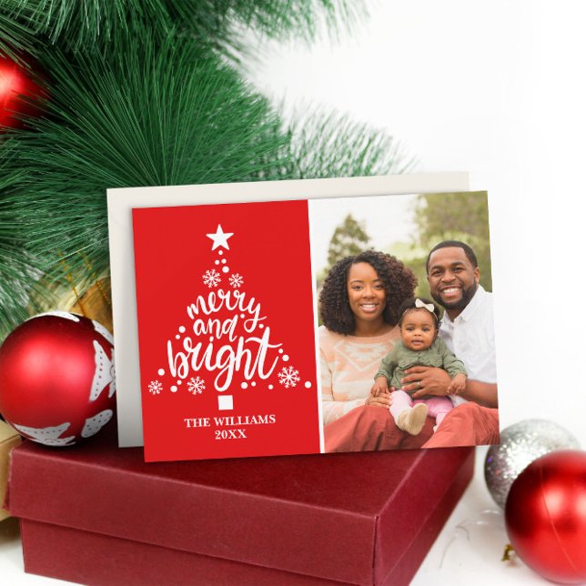 Cartes Pour Fêtes Annuelles Joyeux rouge moderne et photo personnalisée brilla (Modern Red Merry & Bright Custom Photo Holiday Card
)