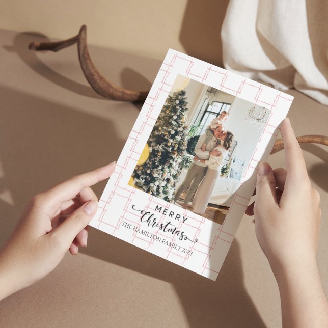Cartes Pour Fêtes Annuelles Joyeux script de Noël rose photo géométrique (Créateur téléchargé)