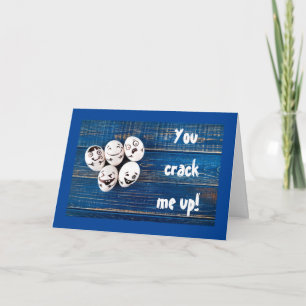 CARTES POUR FÊTES ANNUELLES LES OEUFS COMÉDIQUES DISENT "U CRACK ME UP" DANGER
