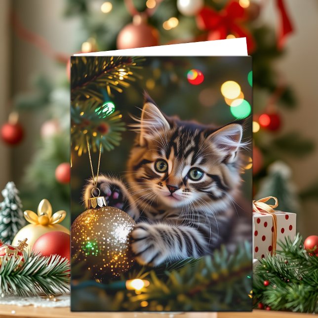 Cartes Pour Fêtes Annuelles Little Kitten on Christmas Tree Personalized (Créateur téléchargé)