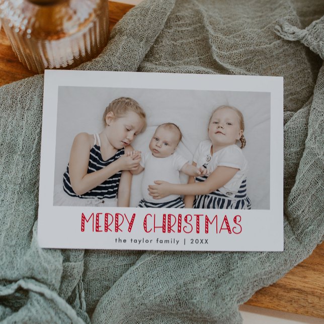 Cartes Pour Fêtes Annuelles LUCY Red Fun Family Photo Festive Joyeux Noël (LUCY Red Fun Family Photo Festive Merry Christmas Holiday Card)