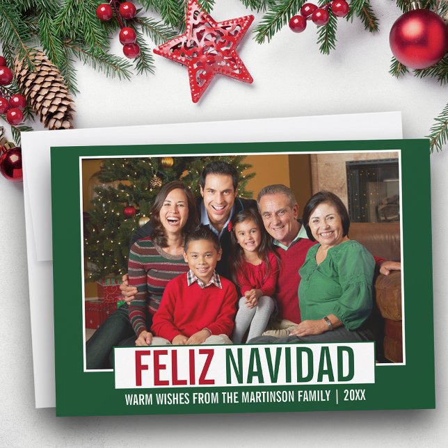Cartes Pour Fêtes Annuelles Moderne Feliz Navidad Photo de famille verte (Customize to add text to back of card.)