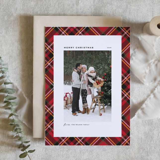 Cartes Pour Fêtes Annuelles Motif rouge classique Joyeux Noël photo (Classic Red Plaid Pattern Merry Christmas Photo Holiday Card)