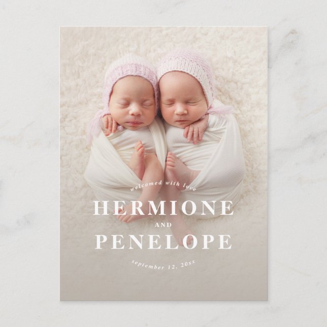 Cartes Pour Fêtes Annuelles Naissance typographique moderne avec jumeaux photo (Devant)