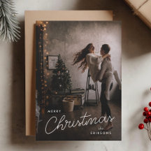 Noël tendance moderne | Dark Dusky Couple Photo
