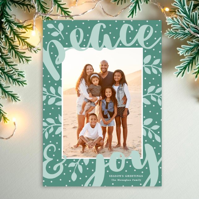 Cartes Pour Fêtes Annuelles Paix moderne et joie Stylish Christmas Mint Photo (Créateur téléchargé)