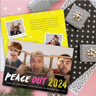 Cartes Pour Fêtes Annuelles Peace Out 2024 Trésorerie Brush Typographie Photo