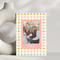 Photo de famille rose aux étoiles pastel géométriq
