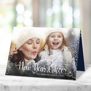 Cartes Pour Fêtes Annuelles Photo Jour de l'An Jouer Script White Snowflakes N