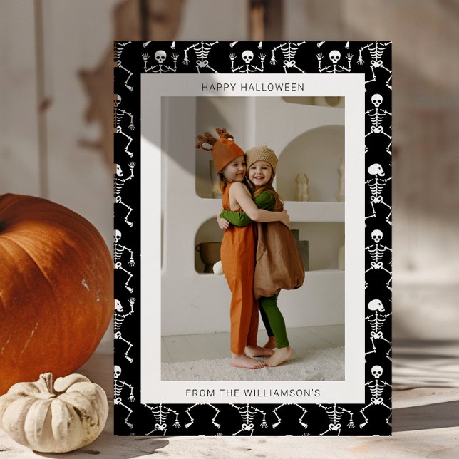 Cartes Pour Fêtes Annuelles Photo moderne Black Éffrayant Skeleton Halloween (Créateur téléchargé)