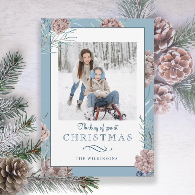 Cartes Pour Fêtes Annuelles Pin de vacances chic hiver sur Arrière - plan bleu (Créateur téléchargé)