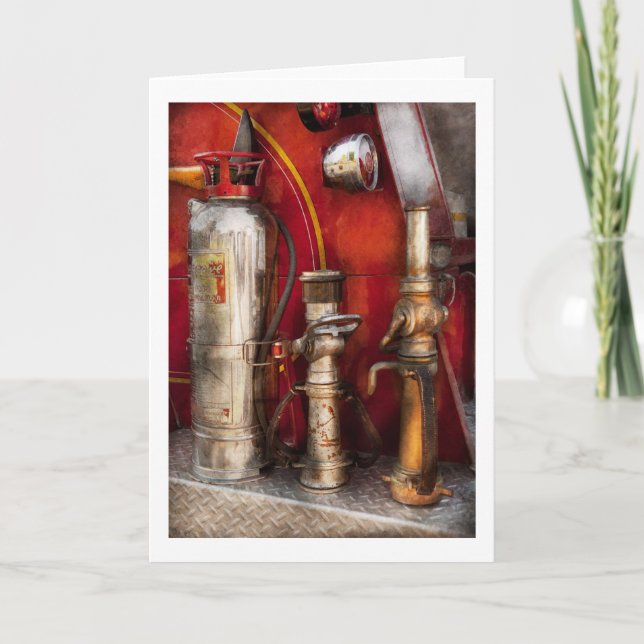 Cartes Pour Fêtes Annuelles Pompier - Combattre les incendies (Devant)