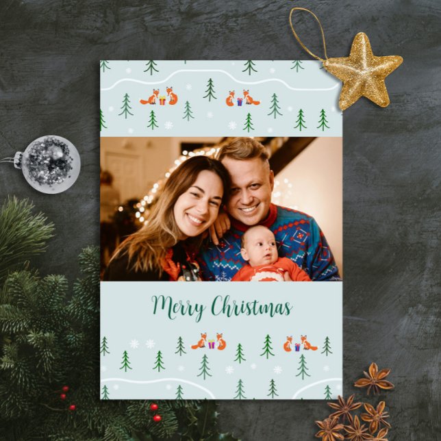 Cartes Pour Fêtes Annuelles Renard de Noël scandinave en photo forestière (Elegant Scandinavian Photo Christmas card with your photo and text featuring fox in forest)
