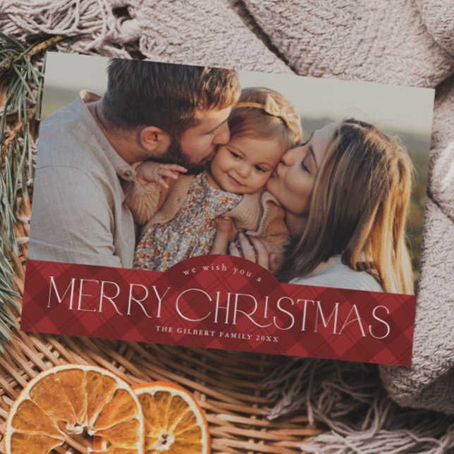 Cartes Pour Fêtes Annuelles Rustic Red Plaid Photo Joyeux Noël (Rustic red plaid photo Christmas holiday postcard.)