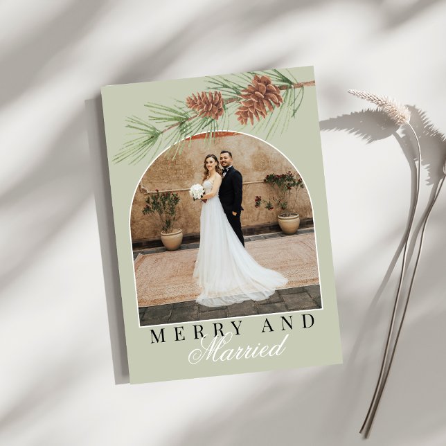 Cartes Pour Fêtes Annuelles Sage Green Pine Merry & Married Photo Christmas (Créateur téléchargé)