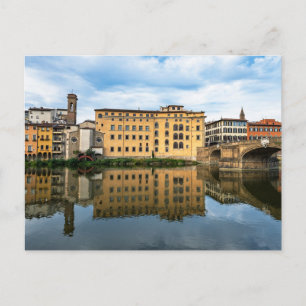 Cartes Pour Fêtes Annuelles Scène sur les rives de la rivière Arno, à Florence