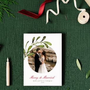 Cartes Pour Fêtes Annuelles Script & Mistletoe Joyeux & Photo Marié