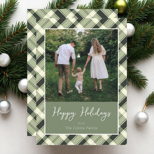 Cartes Pour Fêtes Annuelles Script moderne vert plaid Joyeux vacances photo (Modern Green Plaid Script Happy Holidays Photo Holiday Card)