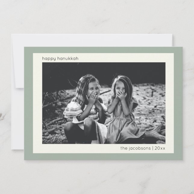 Cartes Pour Fêtes Annuelles Simple moderne Sage Green Hanoukka Photo de famill (Devant)