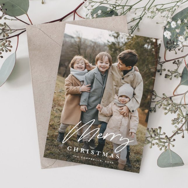 Cartes Pour Fêtes Annuelles Simple Script 3 Photo Joyeux Noël (Simple Script Photo Christmas Holiday Card with elegant typographic overlay.)