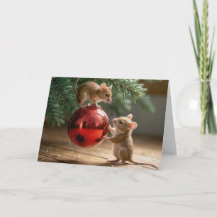 Cartes Pour Fêtes Annuelles Souris Jouant Avec un Ornement de Noël