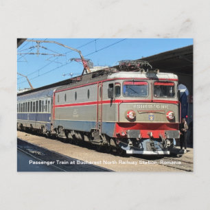 Cartes Pour Fêtes Annuelles Train de passagers à la gare ferroviaire de Bucare