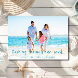 Cartes Pour Fêtes Annuelles Traverser La Plage De Sable Photo